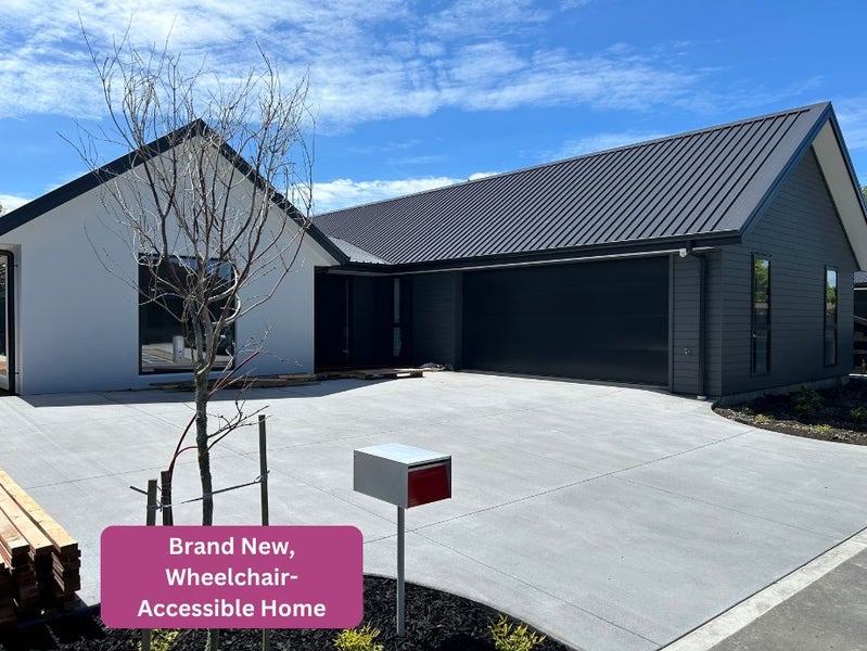 6 Rusbatch Lane, Belfast, Christchurch - Carousel 2