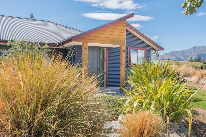 14 Paradise Place, Wanaka - Carousel 1