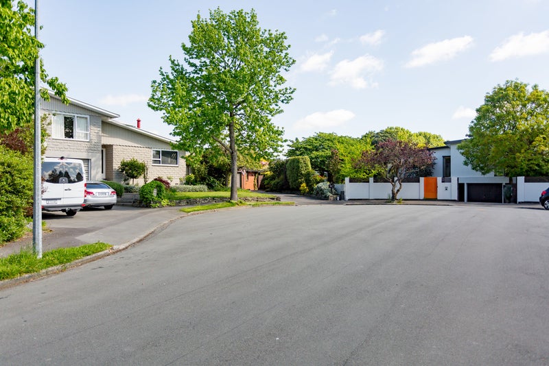 8 Ilkley Place, Ilam, Christchurch - Carousel 18