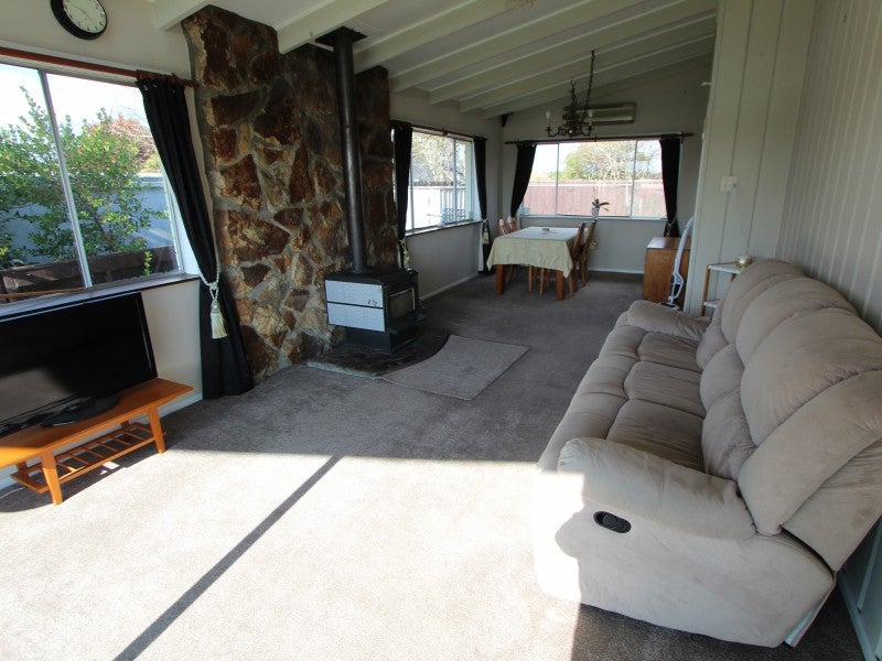 17 Fergusson Street, Tokoroa, Tokoroa - Carousel 2
