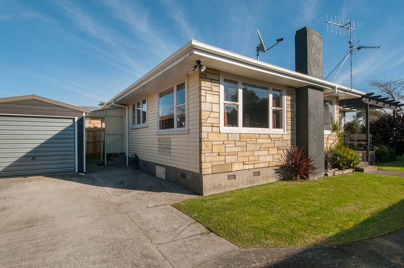 32A Freyberg Street, Otumoetai, Tauranga - Carousel 2