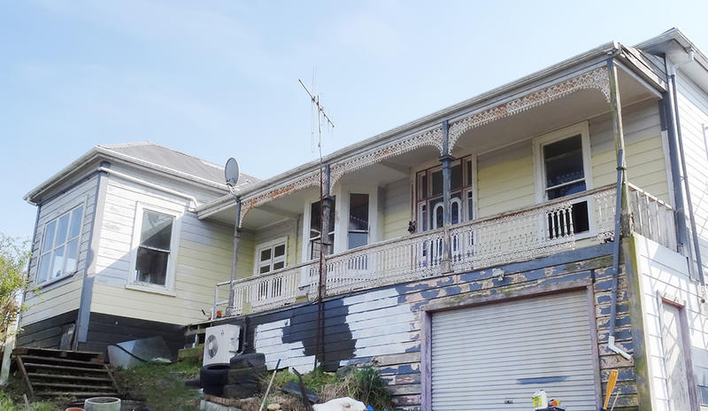 4A Totara Street, Ravensbourne, Dunedin - Carousel 1