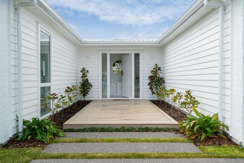 51 Botanical Heights Drive, Waipahihi, Taupo - Carousel 2