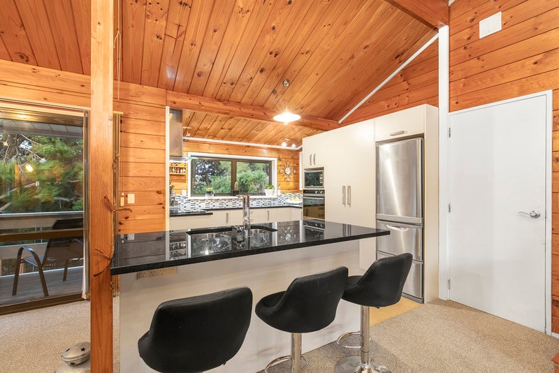 22 Calluna Crescent, Totara Heights, Auckland - Carousel 2