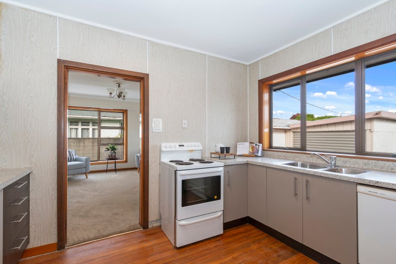4 Smartlea Street, Hoon Hay, Christchurch - Carousel 2