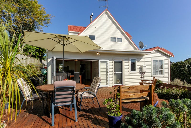 75 Mangorei Road, Strandon, New Plymouth - Carousel 1