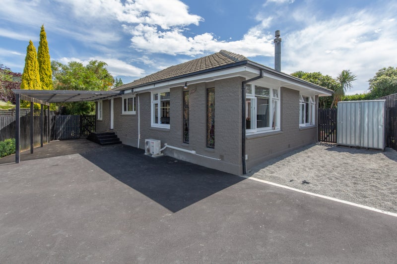 31 Larch Place, Casebrook, Christchurch - Carousel 2
