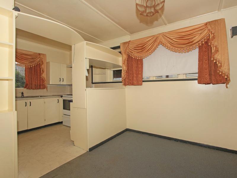 9 Peck Street, Taita, Lower Hutt - Carousel 15