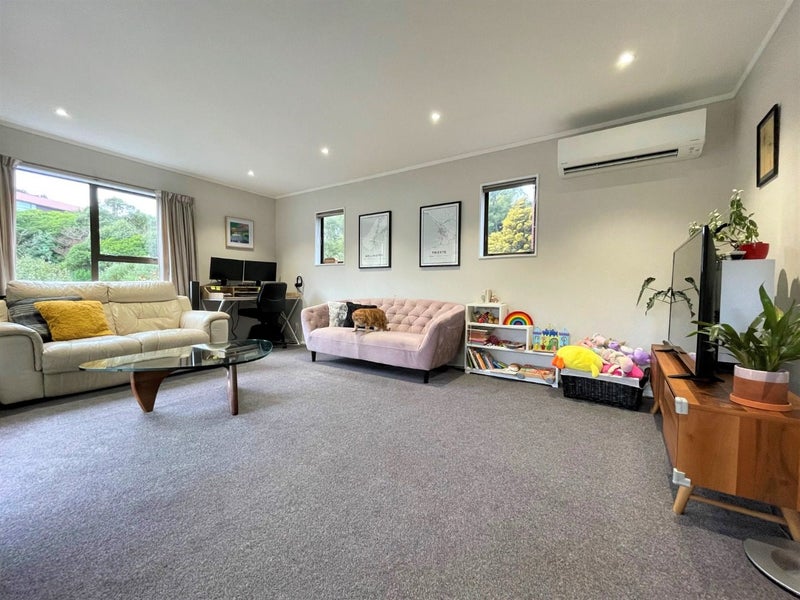 4B Rajputana Way, Khandallah, Wellington - Carousel 2