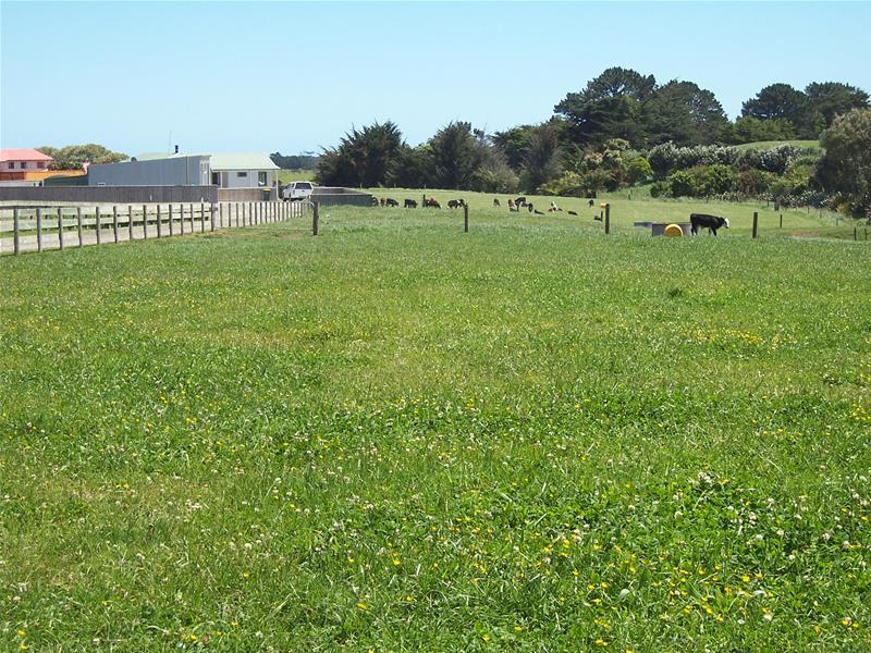 1323 Devon Road, Brixton - Carousel 2