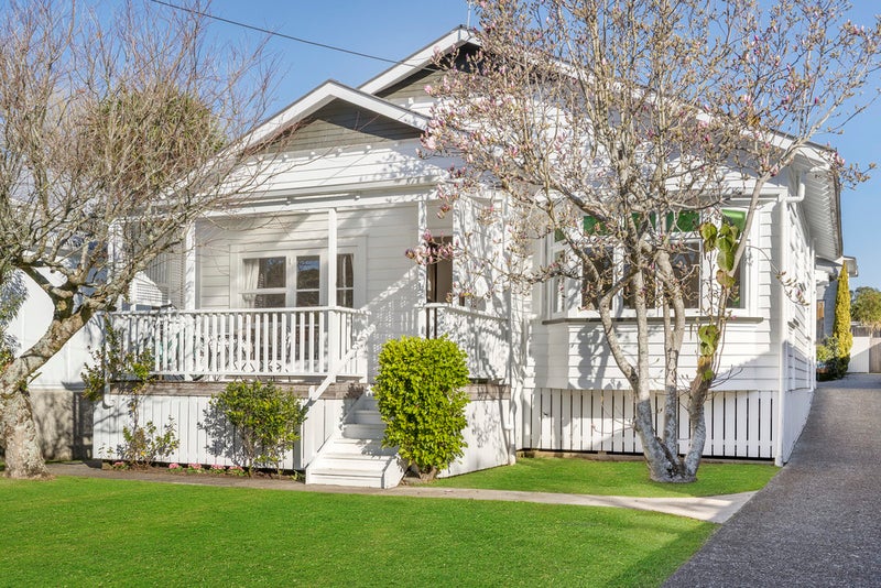 56 Prospect Terrace, Mount Eden, Auckland - Carousel 1