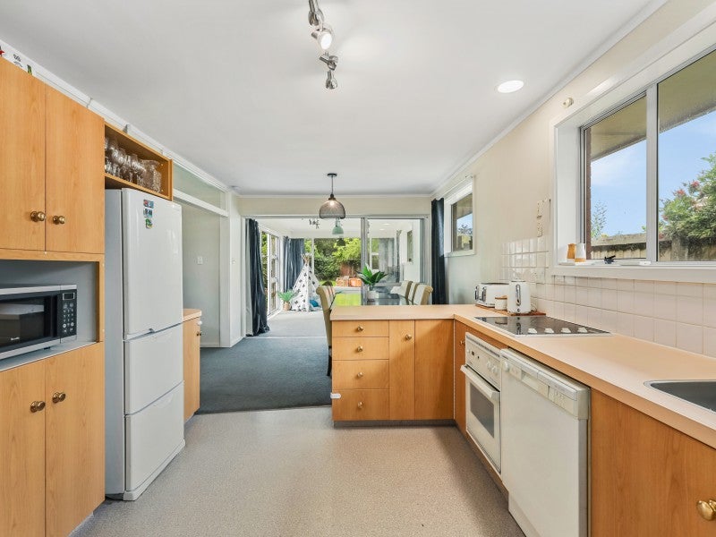 330 Cranford Street, St Albans, Christchurch - Carousel 2