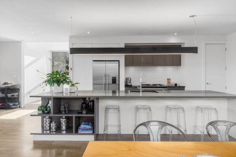 1 Kanuka Street, Point Chevalier, Auckland - Carousel 2
