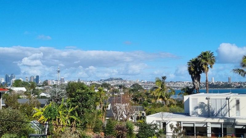 78 Onewa Road, Northcote Point, Auckland - Carousel 2