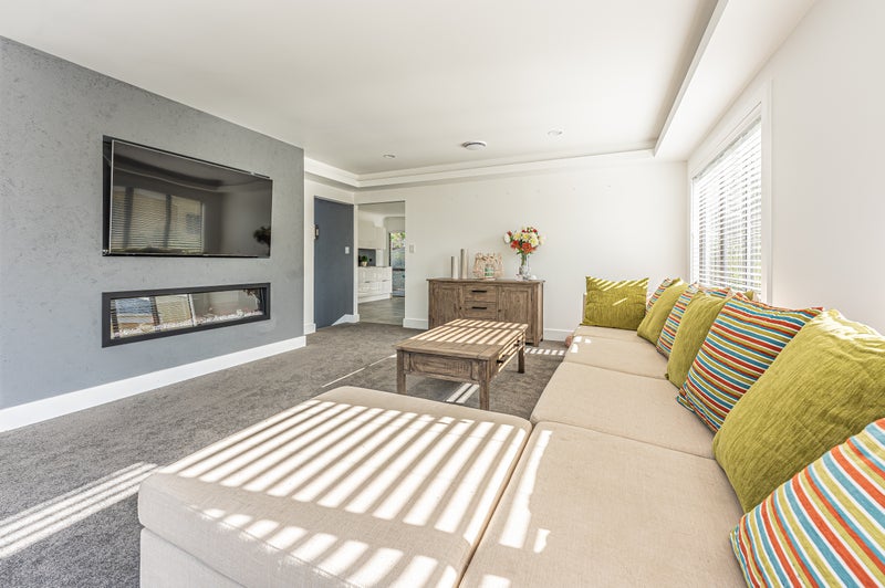 353 Gulf Harbour Drive, Gulf Harbour, Whangaparaoa - Carousel 2