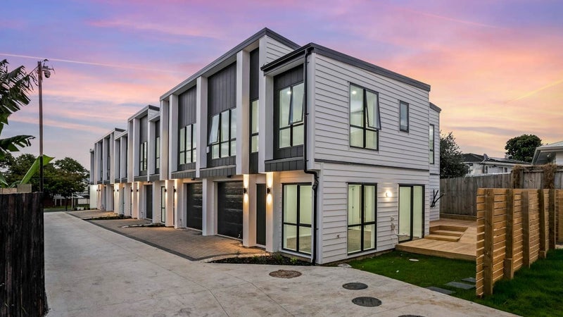 6A Becker Drive, Weymouth, Auckland - Carousel 1