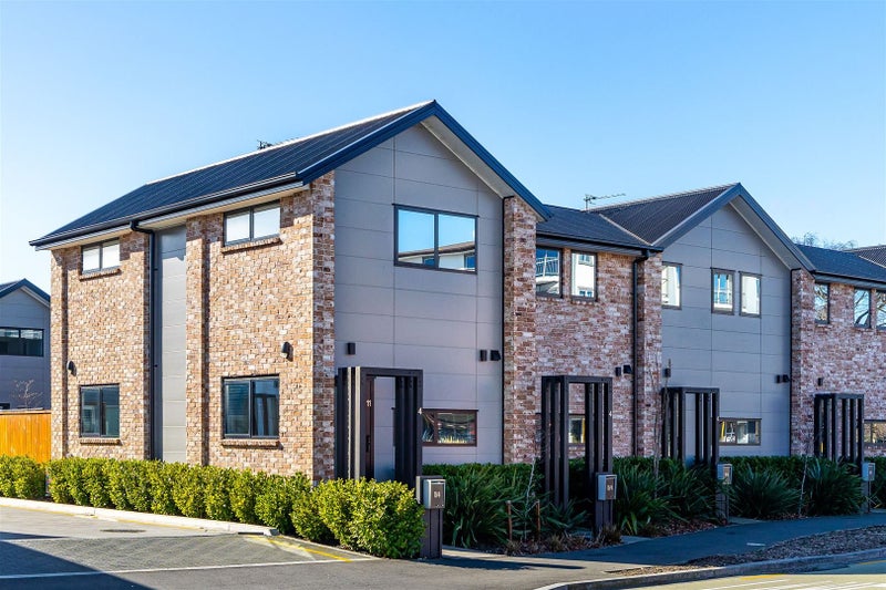 11/4 Riccarton Road, Riccarton, Christchurch - Carousel 1