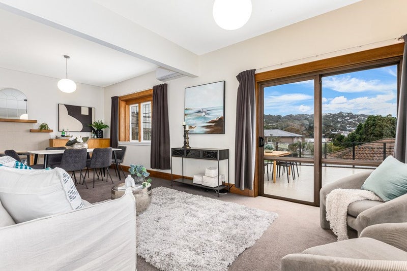 174 Moxham Avenue, Hataitai, Wellington - Carousel 2