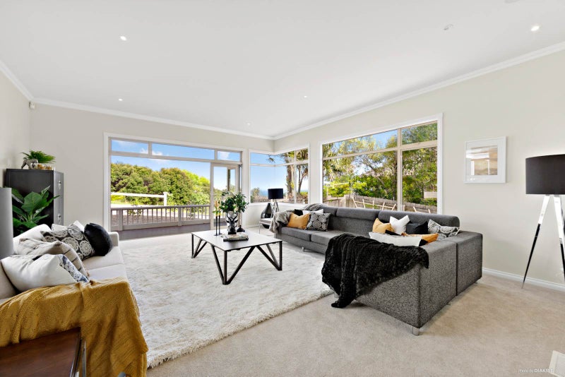 34 Beauvoir Avenue, Matakatia, Whangaparaoa - Carousel 1