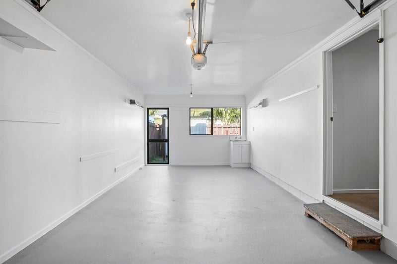 1/20 Sturges Road, Henderson, Auckland - Carousel 9