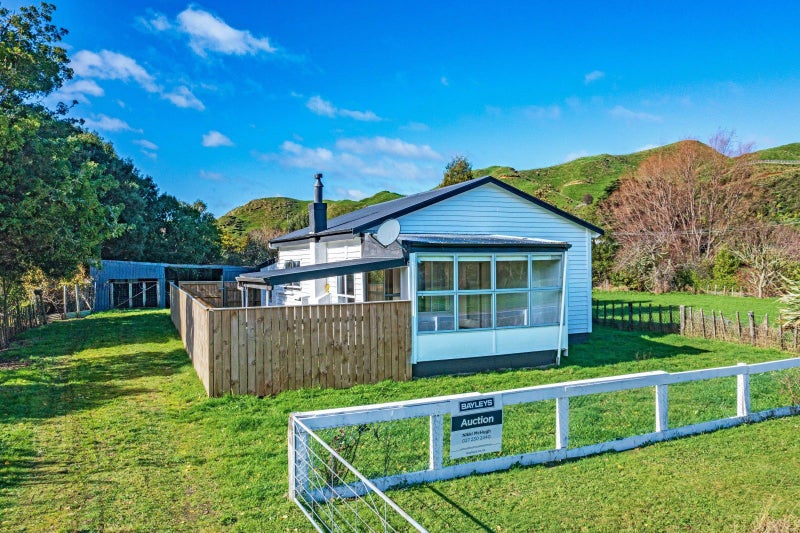 1318 Motu Road, Mōtū, Te Karaka - Carousel 1