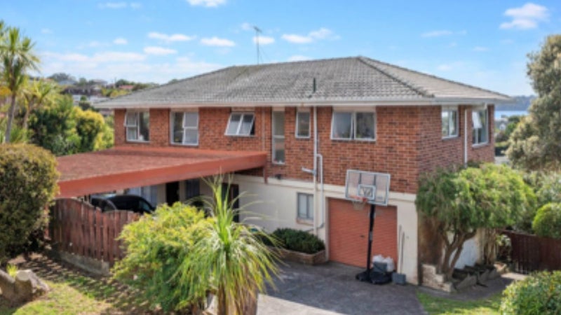 22 Tower Hill, Stanmore Bay, Whangaparaoa - Carousel 1