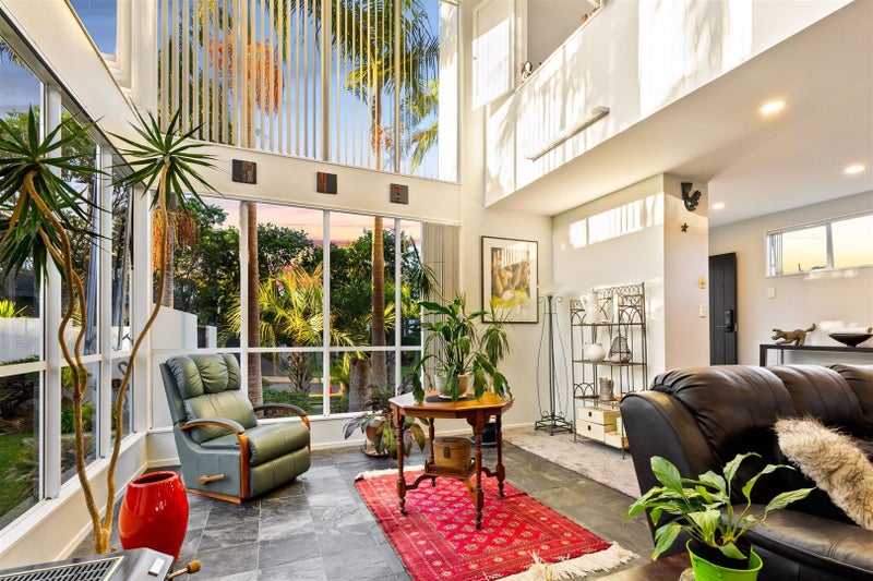 6 Javelin Place, West Harbour, Auckland - Carousel 1