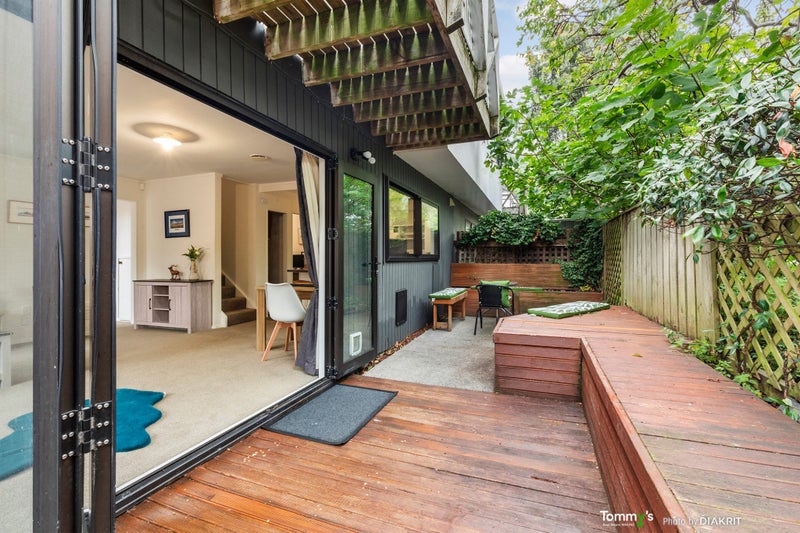 4/163 Queens Drive, Lyall Bay, Wellington - Carousel 2