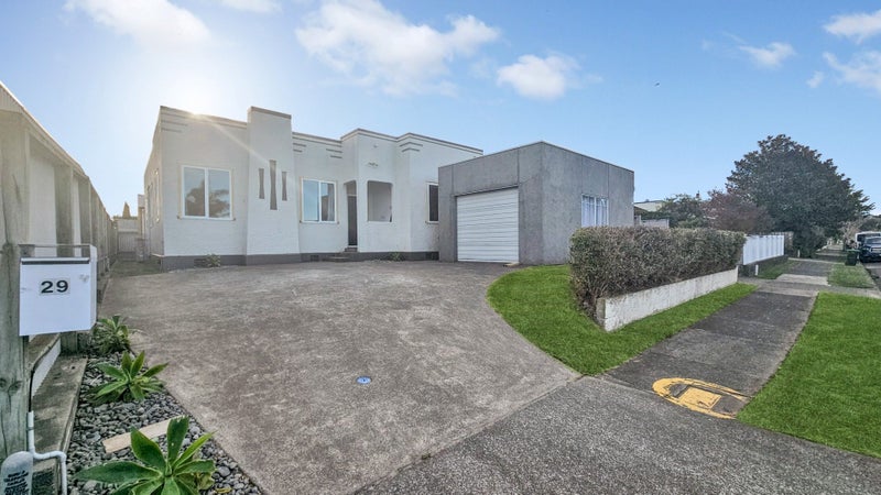 29 Morse Street, Marewa, Napier - Carousel 1