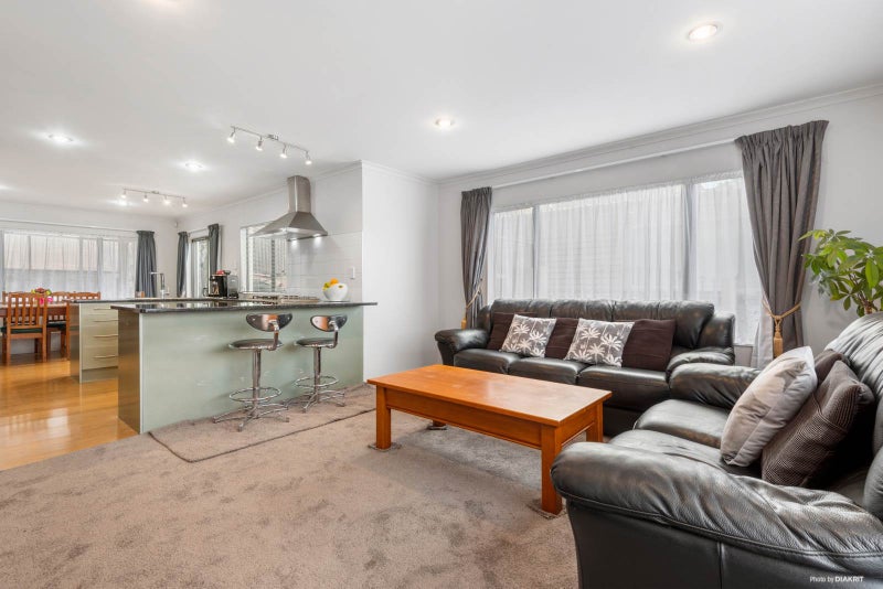 10A Himikera Avenue, Avondale, Auckland - Carousel 2