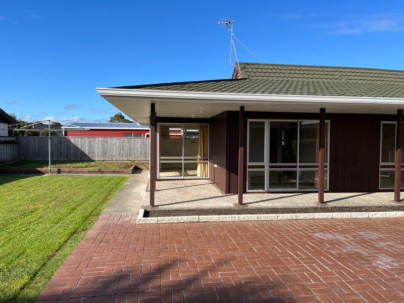 59 Terry Crescent, Milson, Palmerston North - Carousel 2