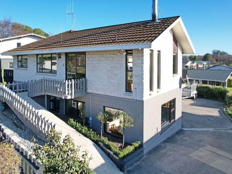 20A Till Street, South Hill, Oamaru - Carousel 20