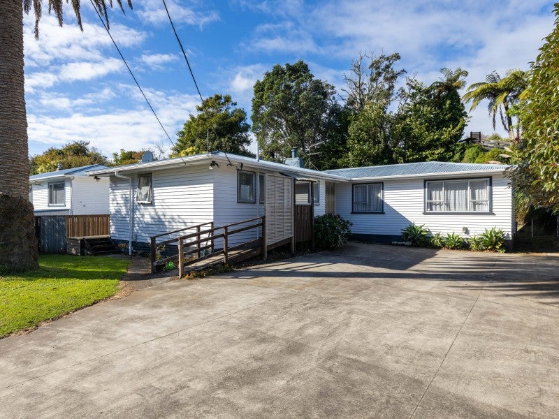 81 Awanui Street, Merrilands, New Plymouth - Carousel 1