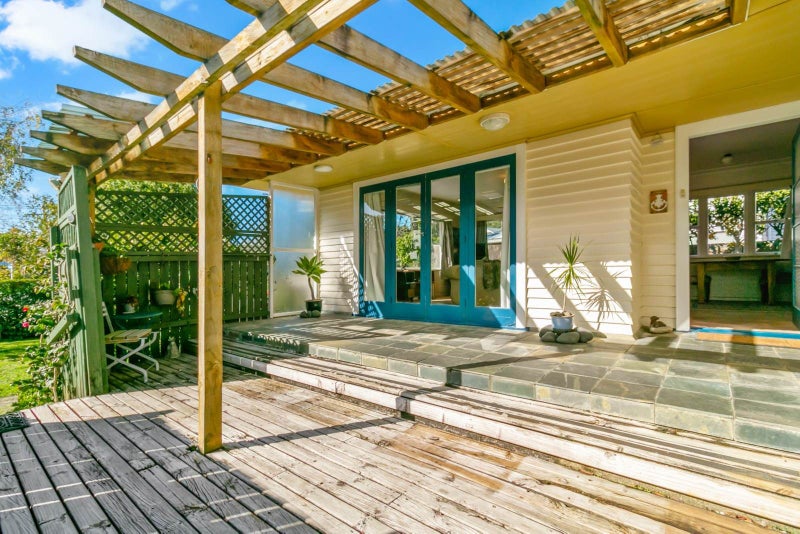 4 Korau Road, Greenlane, Auckland - Carousel 2
