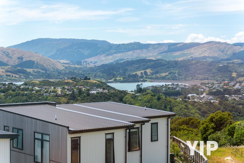 2/30 Adventure Drive, Whitby, Porirua - Carousel 1