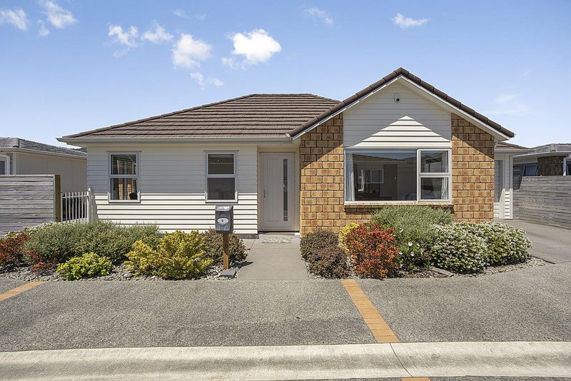 5 Mazzola Way, Avalon, Lower Hutt - Carousel 1