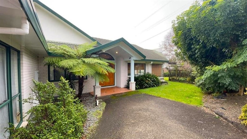 41 Wairere Road, The Gardens, Auckland - Carousel 2