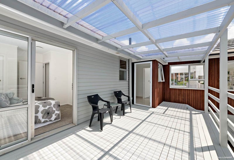 13 Littlejohn Street, Hillsborough, Auckland - Carousel 14