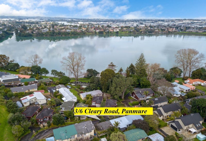 3/6 Cleary Road, Panmure, Auckland - Carousel 1