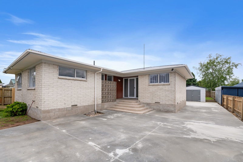 21 Rutland Street, Utuhina, Rotorua - Carousel 1