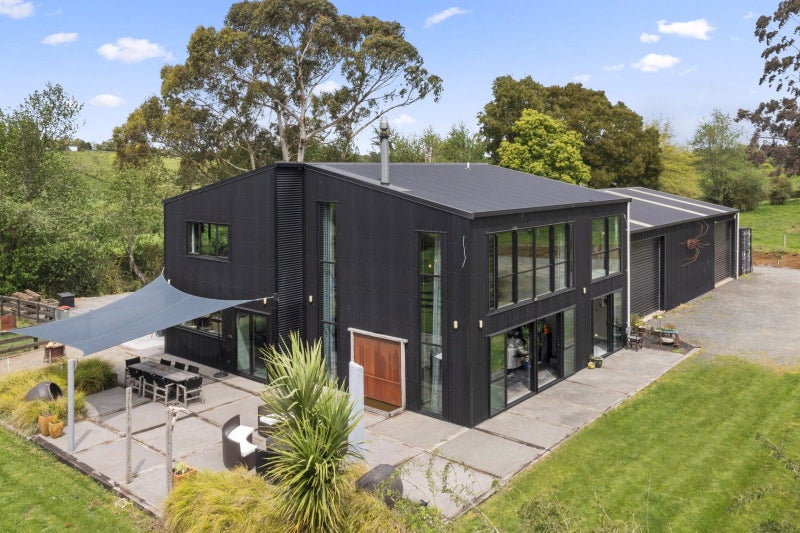 80 Hall Road, Peacocke, Hamilton - Carousel 1