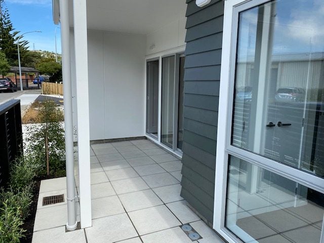 12 Atkinson Street, Newlands, Wellington - Carousel 2