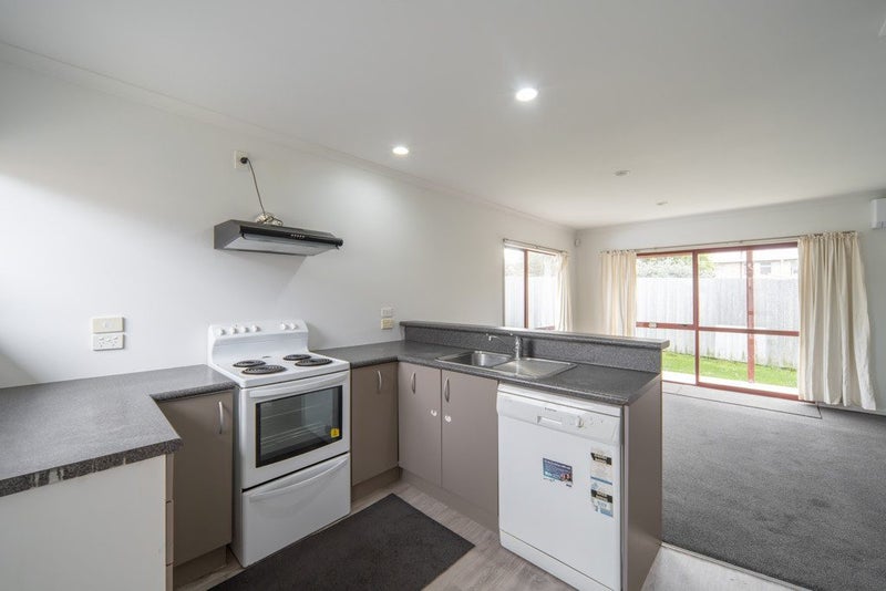 9A Perry Place, Bader, Hamilton - Carousel 1