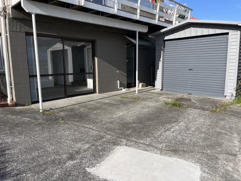 49 Hadfield Street, Beach Haven, Auckland - Carousel 2