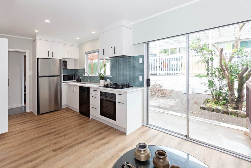3/120 Lynbrooke Avenue, Blockhouse Bay, Auckland - Carousel 2