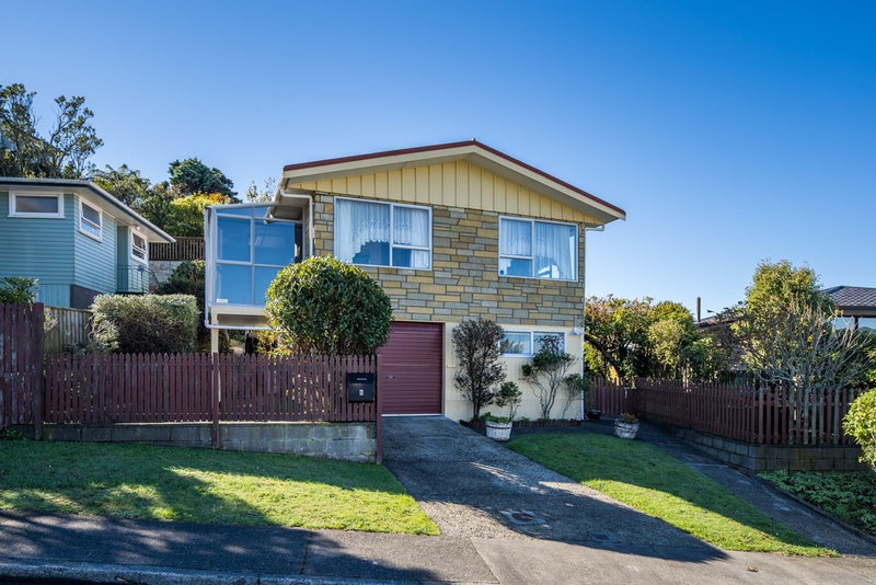 6 Lomita Road, Johnsonville, Wellington - Carousel 1