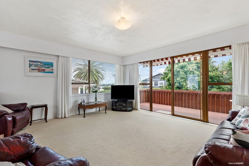2/5 Pine Ridge Terrace, Hauraki, Auckland - Carousel 2