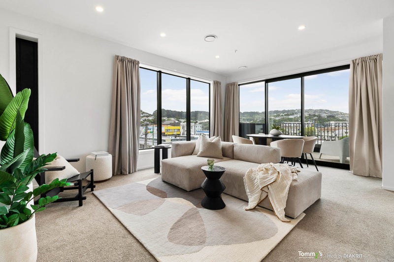 301/2 Onepu Road, Kilbirnie, Wellington - Carousel 2