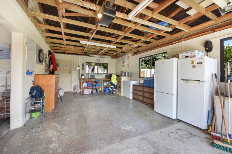 3 Bayview Drive, Waikawa, Picton - Carousel 25