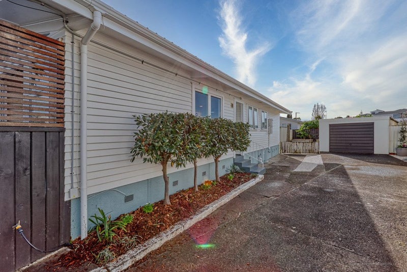 11 Meredith Street, Blockhouse Bay, Auckland - Carousel 25